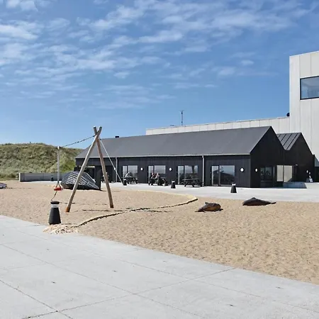 Four-bedroom Holiday In Ulfborg *